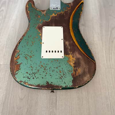 Fender Custom Shop Limited Roasted 1961 Stratocaster Super Heavy Relic - Aged Sherwood Green Metallic over 3 Color Sunburst image 14