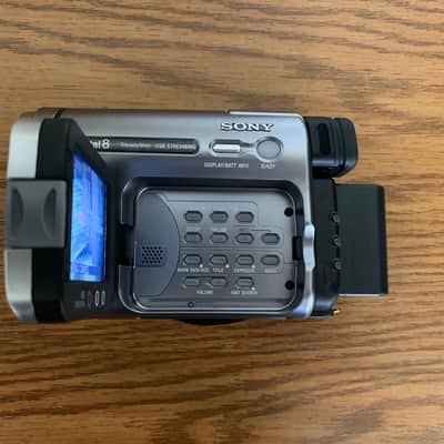 Sony DCR-TRV280 Digital-8 Handycam w/ 20x Optical Zoom image 6