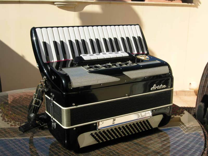 Ariston Castelfidardo Fisarmonica 80 bassi, Anni 60 Nero lucido image 1