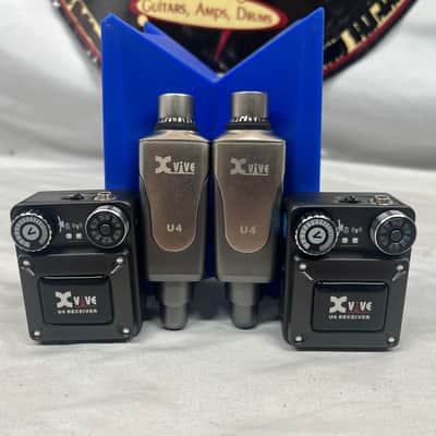 Xvive U4 Wireless In-Ear Monitor System - 2 Transmitters, 2 Receivers image 2