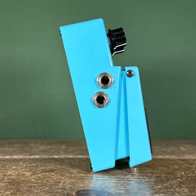 Boss CE-2W Chorus Waza Craft 2016 - Present - Blue image 5