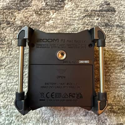 Zoom F3 Compact Field Recorder 2022 - Present - Black image 4