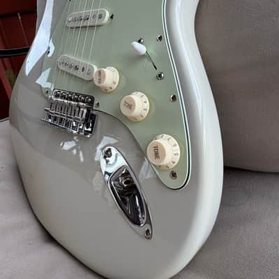Fender Classic Series ‘50s Stratocaster - Lilac image 9