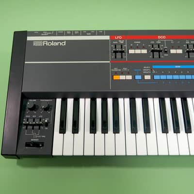 Roland Juno-106 analog synthesizer fully serviced, new voice chips, 100 to 240 V possible ! image 6
