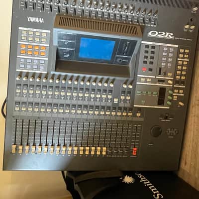 Yamaha 02R 90s Digital Recording Console image 2