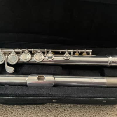 Di Zhao DZ 220 - Closed Hole Flute All New Pads, New Case image 3