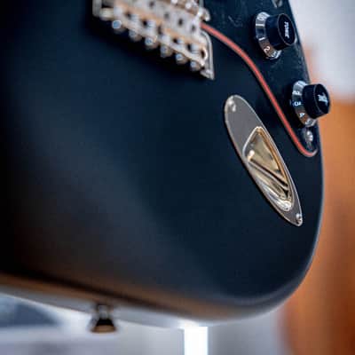 Fender Japan LTD HYBRID II STRAT NOIR RW BLK image 3