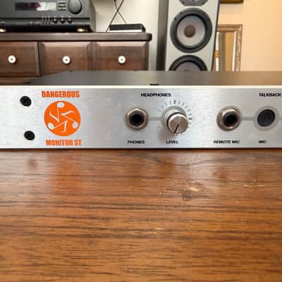 Dangerous Music MONITOR ST Remote-Controlled Stereo Monitor Controller 2005 - 2020 - Silver image 7
