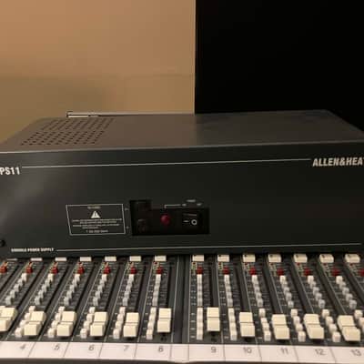 Allen & Heath GL3300-832 8-Group 32-Channel Mixing Console 1990s - Gray image 4