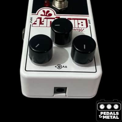 Electro-Harmonix Nano Big Muff Pi Distortion / Sustainer 2013 - Present - White / Black / Red - X18557 image 2