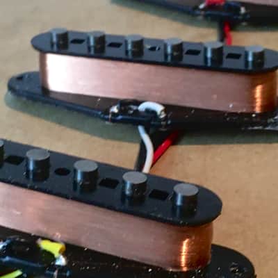 Vintage 2000s Fender Highway One HOT Strat Guitar Pickups 11.61 B 12.2 M 11.65 N Rare! image 2