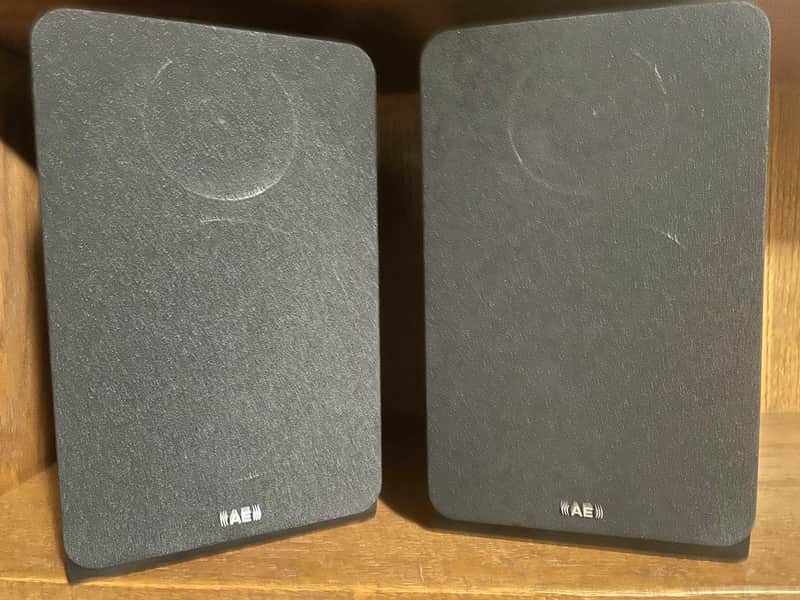 Immagine Acoustic Energy AE100s and Chord C-screen 1.5m pair - 1
