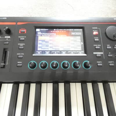 [Ex-display] Roland FANTOM-08 88-Key Workstation Keyboard + free sustain pedal image 2