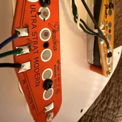 Fender Telecaster Ultra loaded Pickguard - Noiseless Pickups image 7