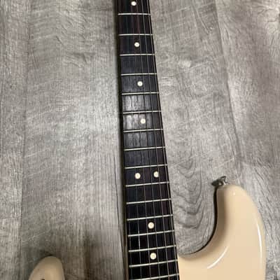 Fender Highway One Stratocaster Left Handed - Blonde Nitro w HSC image 5