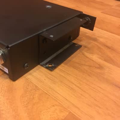 EV NRSCU N/DYM-SCU UHF Wireless Mic Receiver image 16