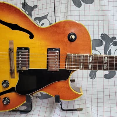 Gibson ES-175, 1970ish, very clean, OHC w tag 1 piece nack/no volute image 2
