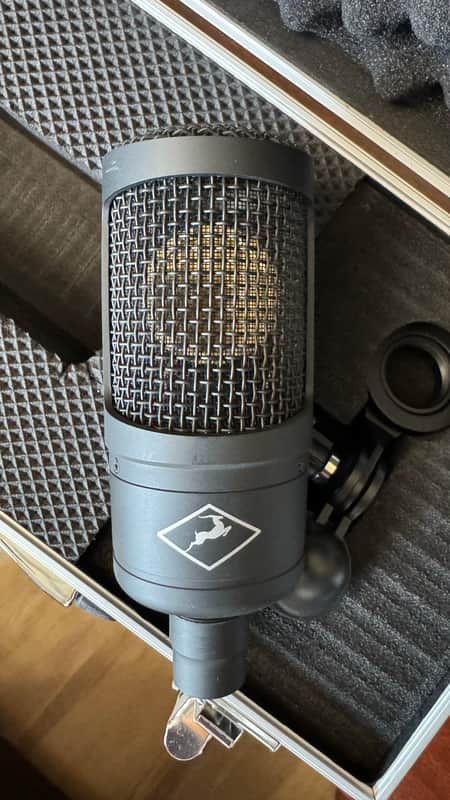 Antelope Audio Edge Solo Large Diaphragm Modeling Condenser Microphone 2018 - Present - Black image 1
