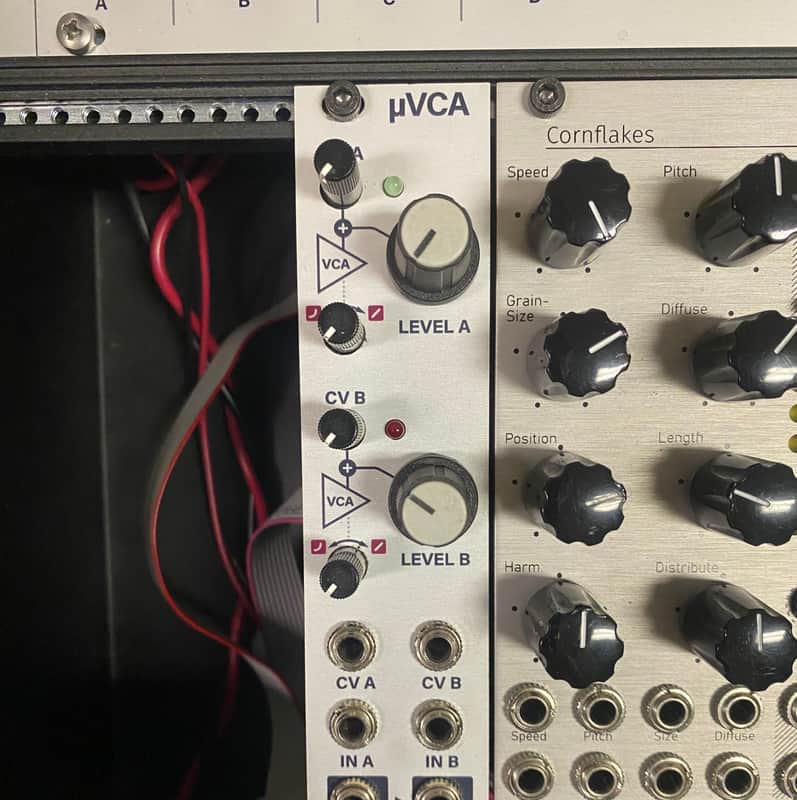 Intellijel uVCA Dual Voltage Controlled Amplifier image 1