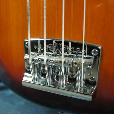 Yamaha Broad Bass VI BBVI 1981 Sunburst image 6