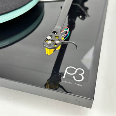 Rega P3 Planar Three Turntable image 5