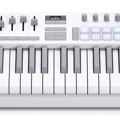 Novation LAUNCHKEY 49 MK4 White 49-Key USB MIDI Keyboard Controller+Air Bench image 11