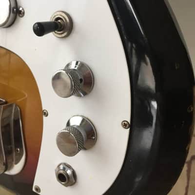 Rom Vintage Made in Italy sg bass sunburst image 6