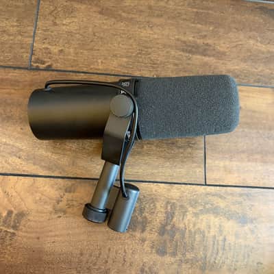 Shure SM7B Cardioid Dynamic Microphone SM 7B image 2