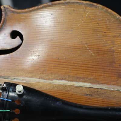 An Antique Unmarked Antonius Stradivarius Model Full Size 4/4 Violin, Bow & Case   # 17 V image 9