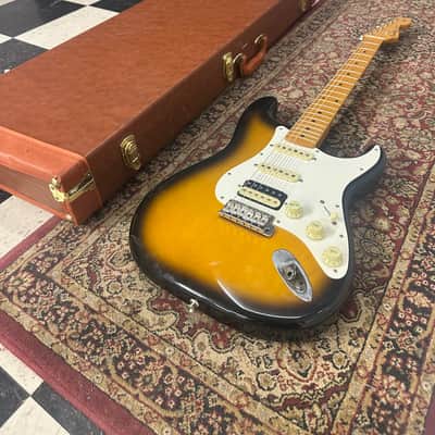 Fender JV Modified '50s Stratocaster HSS 2022 - 2024 - 2-Tone Sunburst image 1
