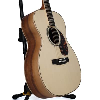 Larrivee OM-03 Walnut Vine Inlay Limited Edition image 3