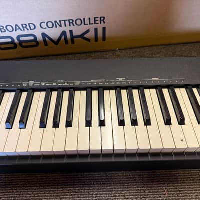 Roland A-88 MKII MIDI Keyboard Controller image 3
