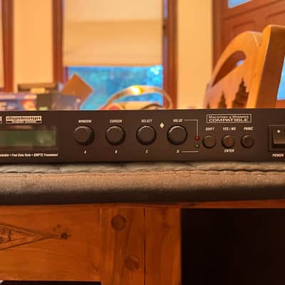 MIDI MOTU MTP AV Time Piece 8 Channel MIDI Interface for Mac and PC with Timecode - Black image 7