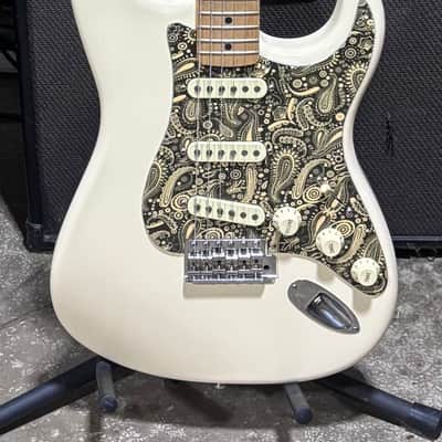 Fender Jimmie Vaughan Tex-Mex Signature Stratocaster 1996 - Present - Olympic White image 2