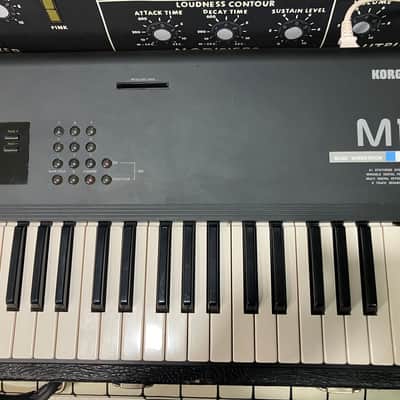Korg M1 Music Workstation with case image 8