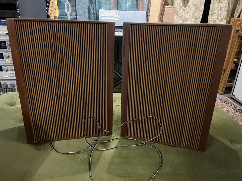 Vintage Fidelity Radio Ltd Loudspeakers .. Made in England .. Pair .. Collection Only image 1