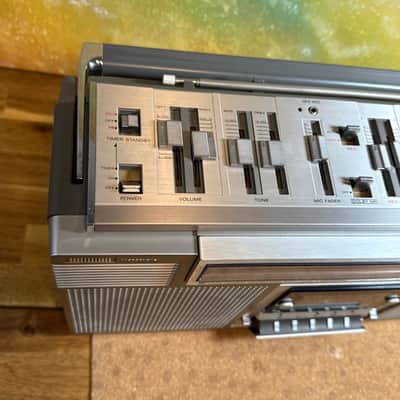 Sony CFS D7 Cassette Tape Player Deck Boombox Portable Radio AM FM Recorder image 14