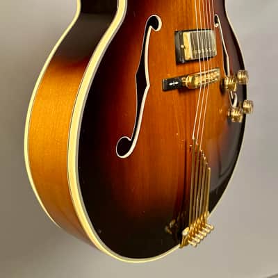 Gibson Super V CES 1980 - Sunburst image 4