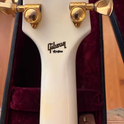 Gibson Les Paul Custom Shop Alpine White 2009 image 12