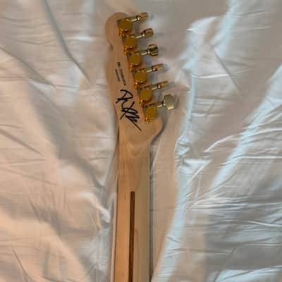Autographed Fender Richie Kotzen signature by Telecaster 2 tone sunburst image 4