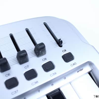 M-Audio Ozonic MIDI Controller Keyboard 1 knob box computer VINTAGE SYNTH DEALER image 8