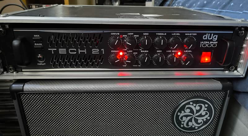 Tech 21 DUG-1000 Dug Pinnick Signature 1000-Watt Bass Head 2010s - Black image 1