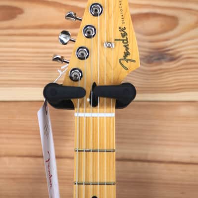 Fender Player II Stratocaster - Aged Cherry Burst image 4