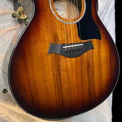 NEW! Taylor 222ce-K DLX Grand Concert Acoustic-Electric Guitar - Tobacco - 4.5lbs - Authorized Dealer - G06296 image 6