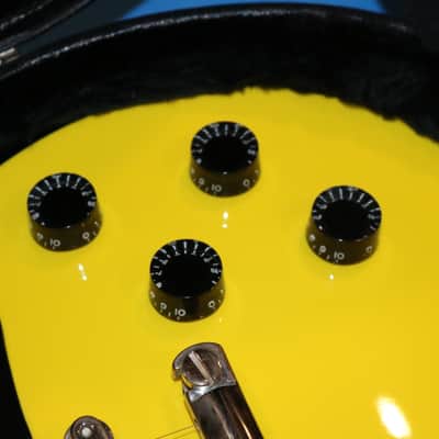 Rare 1999 Gibson Tak Matsumoto Les Paul Canary Yellow - No Tariffs image 9