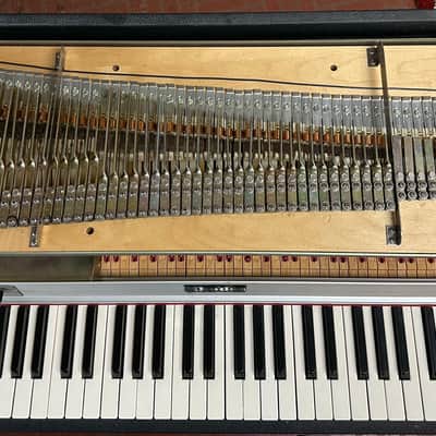 Rhodes Mark I Stage 73 Suitcase Model 1976 image 7