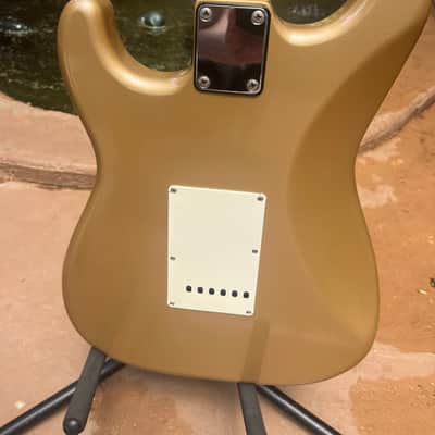 Partscaster Strat style 90’s - AztecGold image 5