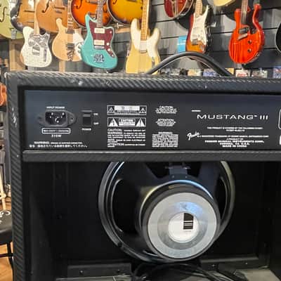 Fender Mustang III 100-Watt 1x12" Modeling Guitar Combo 2011 - 2012 - Black image 8