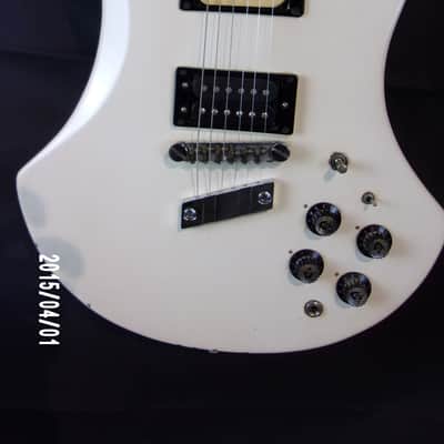 Guild S 300-D Pearl White image 14