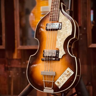 HOFNER VIOLIN BASS 1965 image 2